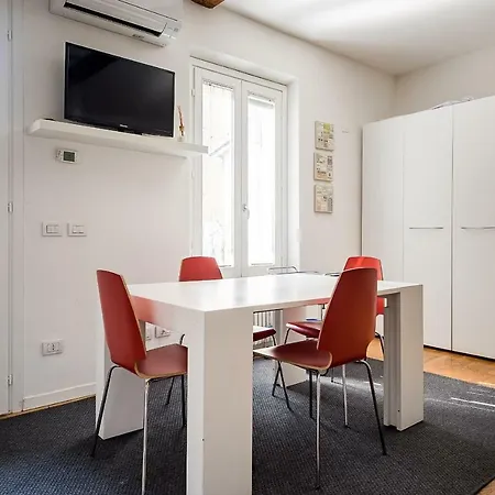 Apartment Travel House *