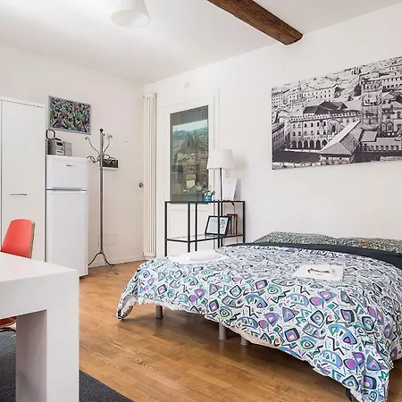 Apartment Travel House