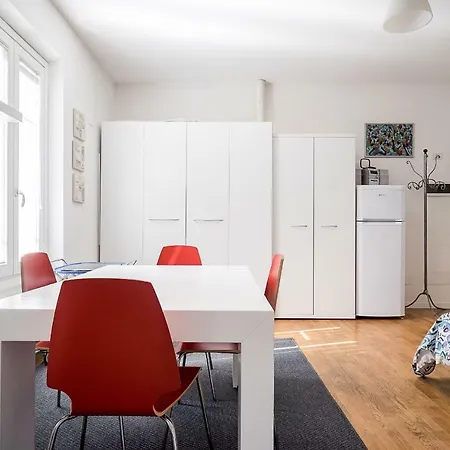 Travel House Apartament Bolonia